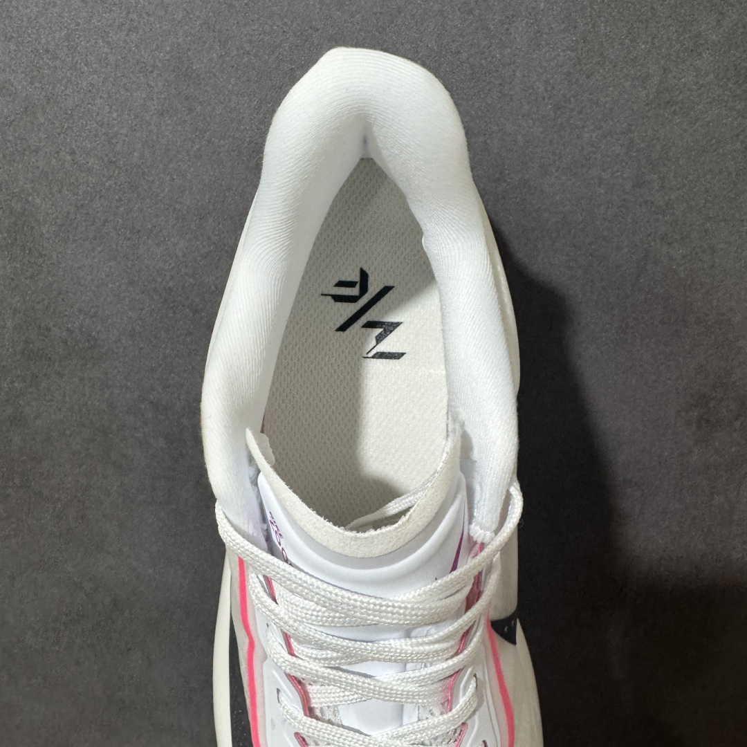 图片[6]-【公司级】Nike ZoomX Invincible Run Flyknit FK6 Zoom Fly 6轻量飞织低帮休闲运动慢跑鞋 此鞋专为长跑运动员而生 是为5至10公里距离的赛事和训练打造研发过程 货号：FN8455-101 尺码：36 36.5 37.5 38 38.5 39 40 40.5 41 42 42.5 43 44 45-选品中心