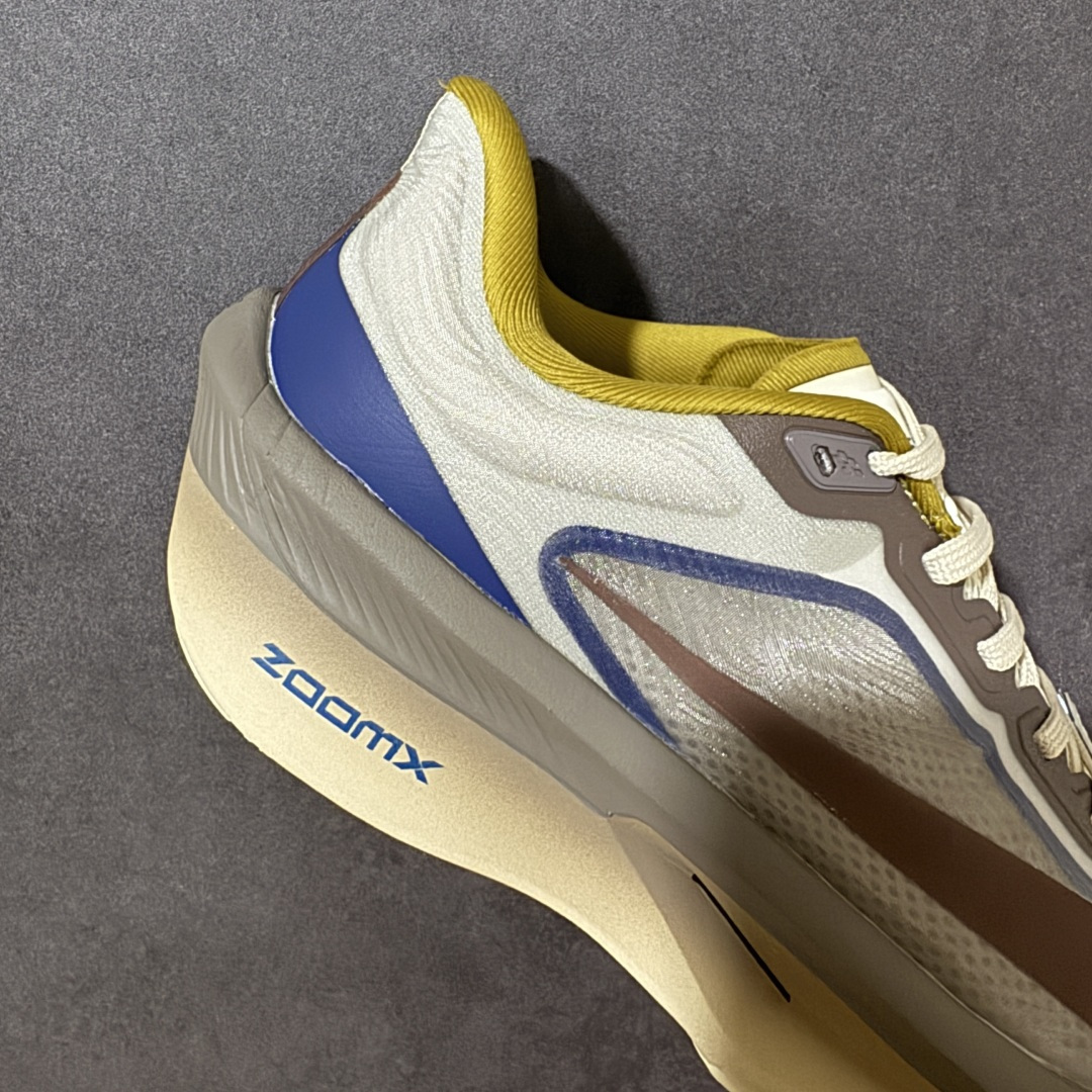 图片[7]-【公司级】Nike ZoomX Invincible Run Flyknit FK6 Zoom Fly 6轻量飞织低帮休闲运动慢跑鞋 此鞋专为长跑运动员而生 是为5至10公里距离的赛事和训练打造研发过程 货号：HV4366-072 尺码：36 36.5 37.5 38 38.5 39 40 40.5 41 42 42.5 43 44 45-选品中心