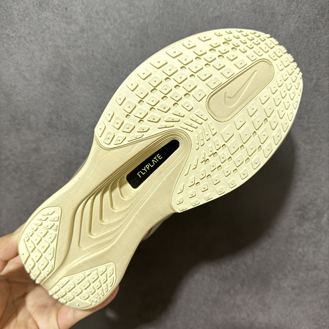 图片[9]-【公司级】Nike ZoomX Invincible Run Flyknit FK6 Zoom Fly 6轻量飞织低帮休闲运动慢跑鞋 此鞋专为长跑运动员而生 是为5至10公里距离的赛事和训练打造研发过程 货号：HV4366-072 尺码：36 36.5 37.5 38 38.5 39 40 40.5 41 42 42.5 43 44 45-选品中心