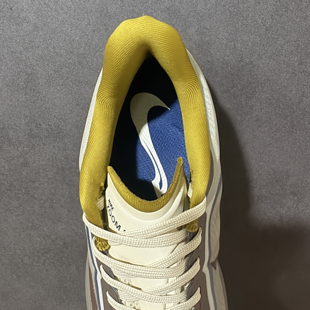 图片[6]-【公司级】Nike ZoomX Invincible Run Flyknit FK6 Zoom Fly 6轻量飞织低帮休闲运动慢跑鞋 此鞋专为长跑运动员而生 是为5至10公里距离的赛事和训练打造研发过程 货号：HV4366-072 尺码：36 36.5 37.5 38 38.5 39 40 40.5 41 42 42.5 43 44 45-选品中心