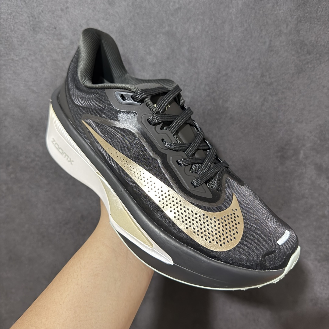 图片[3]-【公司级】Nike ZoomX Invincible Run Flyknit FK6 Zoom Fly 6轻量飞织低帮休闲运动慢跑鞋 此鞋专为长跑运动员而生 是为5至10公里距离的赛事和训练打造研发过程 货号：HQ3043-200 尺码：36 36.5 37.5 38 38.5 39 40 40.5 41 42 42.5 43 44 45-选品中心
