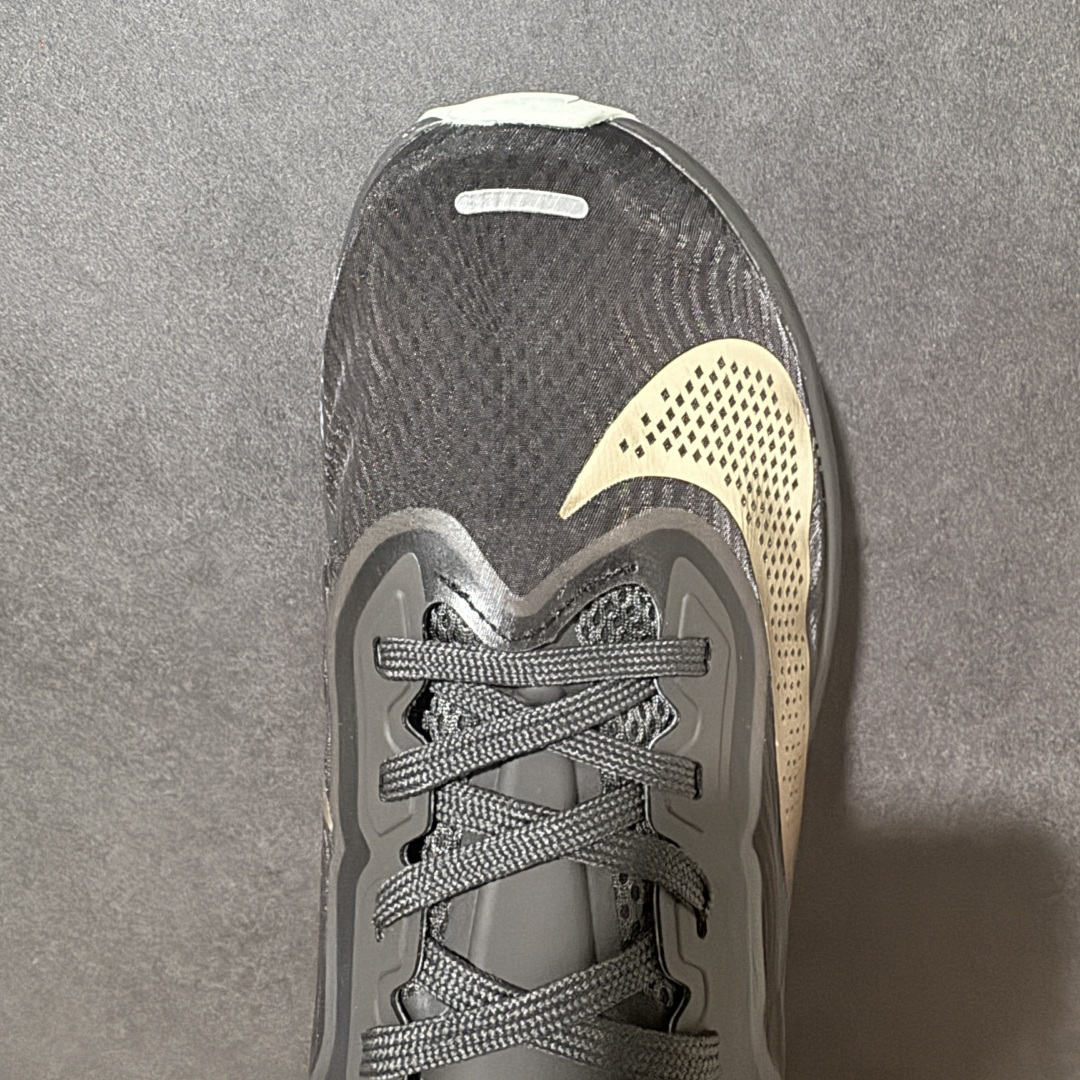 图片[5]-【公司级】Nike ZoomX Invincible Run Flyknit FK6 Zoom Fly 6轻量飞织低帮休闲运动慢跑鞋 此鞋专为长跑运动员而生 是为5至10公里距离的赛事和训练打造研发过程 货号：HQ3043-200 尺码：36 36.5 37.5 38 38.5 39 40 40.5 41 42 42.5 43 44 45-选品中心