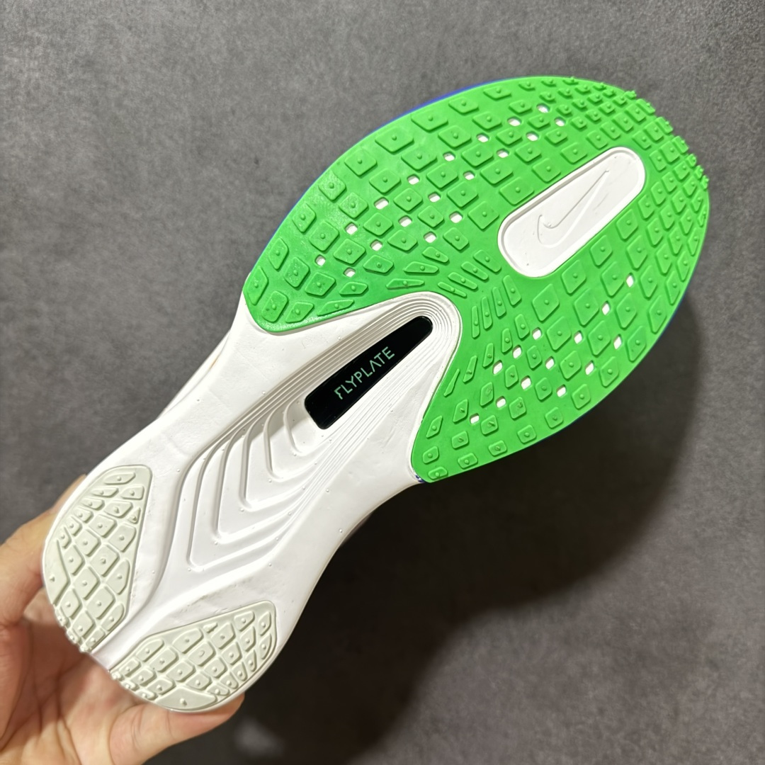 图片[9]-【公司级】Nike ZoomX Invincible Run Flyknit FK6 Zoom Fly 6轻量飞织低帮休闲运动慢跑鞋 此鞋专为长跑运动员而生 是为5至10公里距离的赛事和训练打造研发过程 货号：HJ7038-600 尺码：36 36.5 37.5 38 38.5 39 40 40.5 41 42 42.5 43 44 45-选品中心