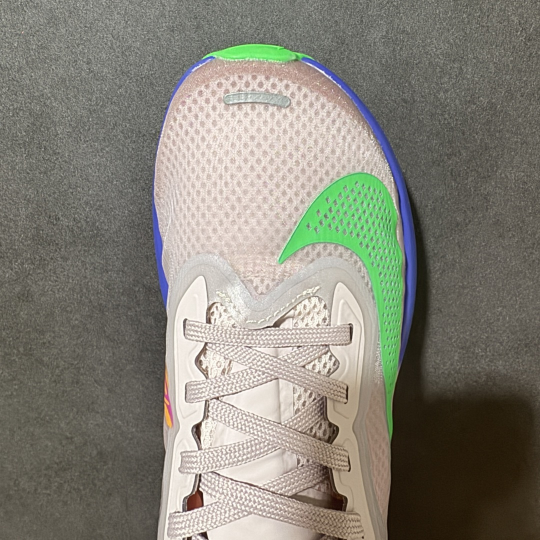 图片[5]-【公司级】Nike ZoomX Invincible Run Flyknit FK6 Zoom Fly 6轻量飞织低帮休闲运动慢跑鞋 此鞋专为长跑运动员而生 是为5至10公里距离的赛事和训练打造研发过程 货号：HJ7038-600 尺码：36 36.5 37.5 38 38.5 39 40 40.5 41 42 42.5 43 44 45-选品中心