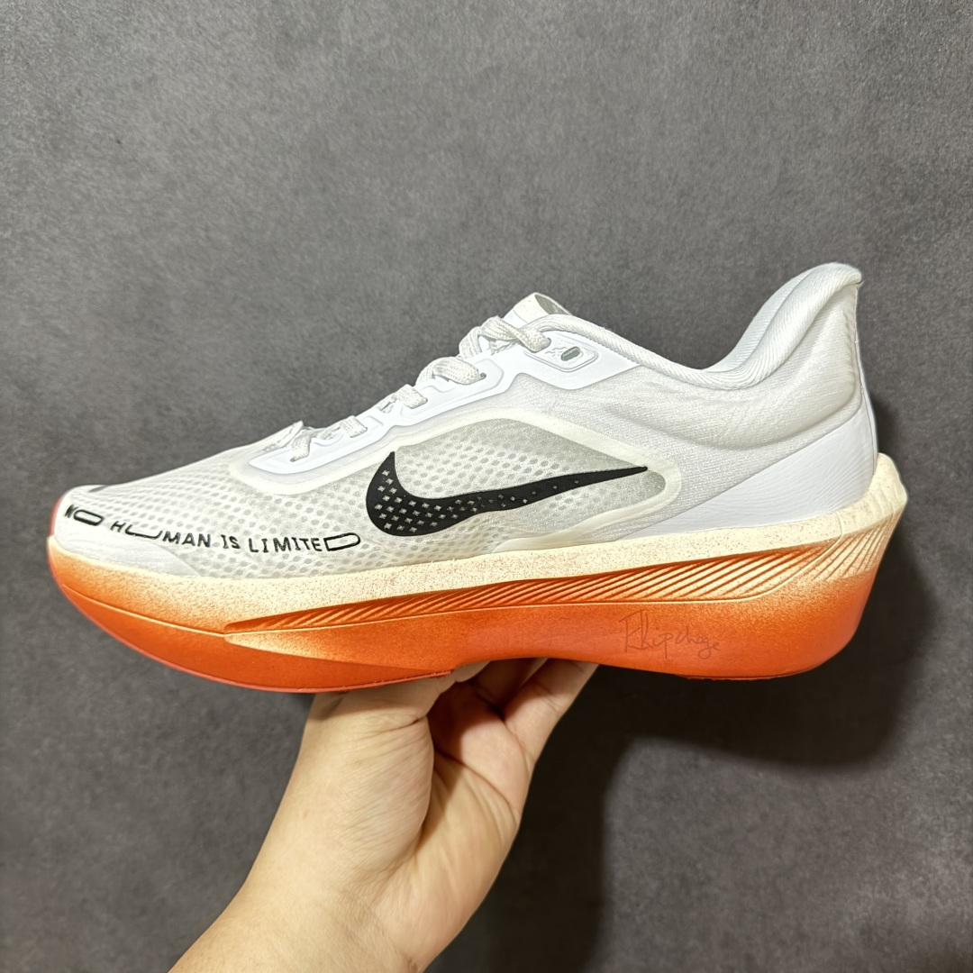 图片[2]-【公司级】Nike ZoomX Invincible Run Flyknit FK6 Zoom Fly 6轻量飞织低帮休闲运动慢跑鞋 此鞋专为长跑运动员而生 是为5至10公里距离的赛事和训练打造研发过程 货号：HJ7038-100 尺码：36 36.5 37.5 38 38.5 39 40 40.5 41 42 42.5 43 44 45-选品中心