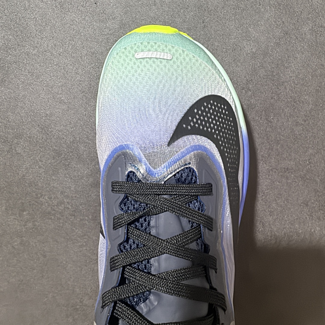 图片[5]-【公司级】Nike ZoomX Invincible Run Flyknit FK6 Zoom Fly 6轻量飞织低帮休闲运动慢跑鞋 此鞋专为长跑运动员而生 是为5至10公里距离的赛事和训练打造研发过程 货号：IO9572-400 尺码：36 36.5 37.5 38 38.5 39 40 40.5 41 42 42.5 43 44 45-选品中心