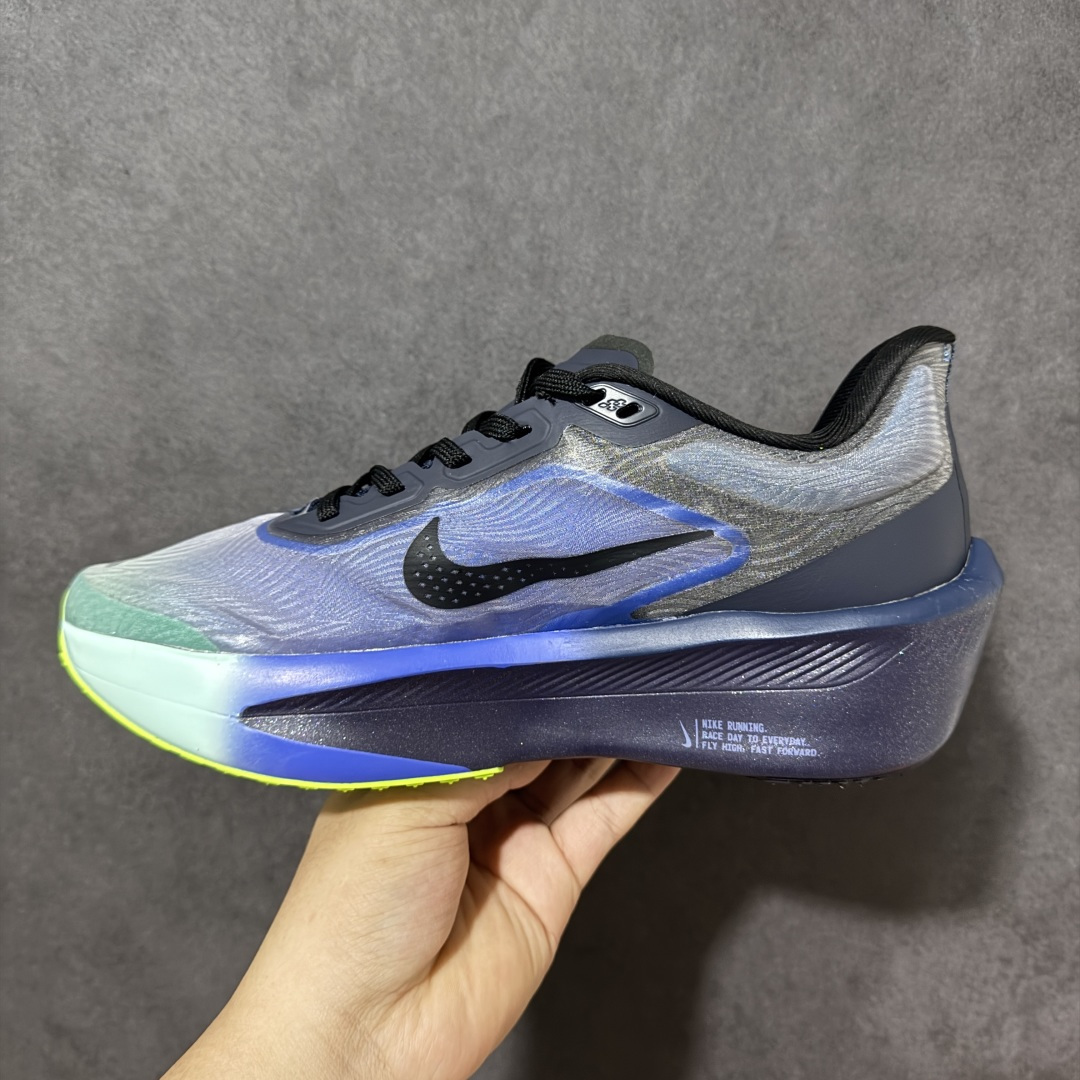 图片[2]-【公司级】Nike ZoomX Invincible Run Flyknit FK6 Zoom Fly 6轻量飞织低帮休闲运动慢跑鞋 此鞋专为长跑运动员而生 是为5至10公里距离的赛事和训练打造研发过程 货号：IO9572-400 尺码：36 36.5 37.5 38 38.5 39 40 40.5 41 42 42.5 43 44 45-选品中心