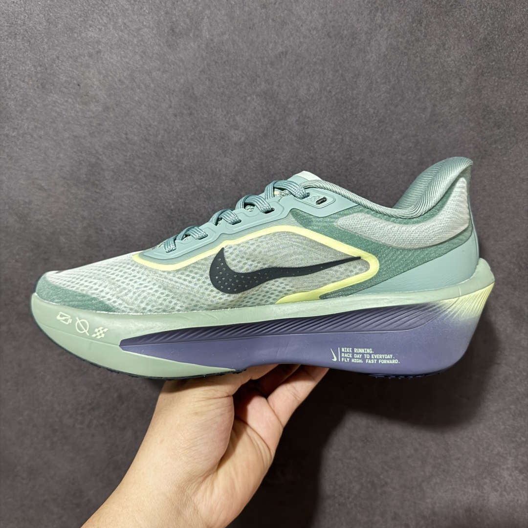 图片[2]-【公司级】Nike ZoomX Invincible Run Flyknit FK6 Zoom Fly 6轻量飞织低帮休闲运动慢跑鞋 此鞋专为长跑运动员而生 是为5至10公里距离的赛事和训练打造研发过程 货号：FN8454-003 尺码：36 36.5 37.5 38 38.5 39 40 40.5 41 42 42.5 43 44 45-选品中心