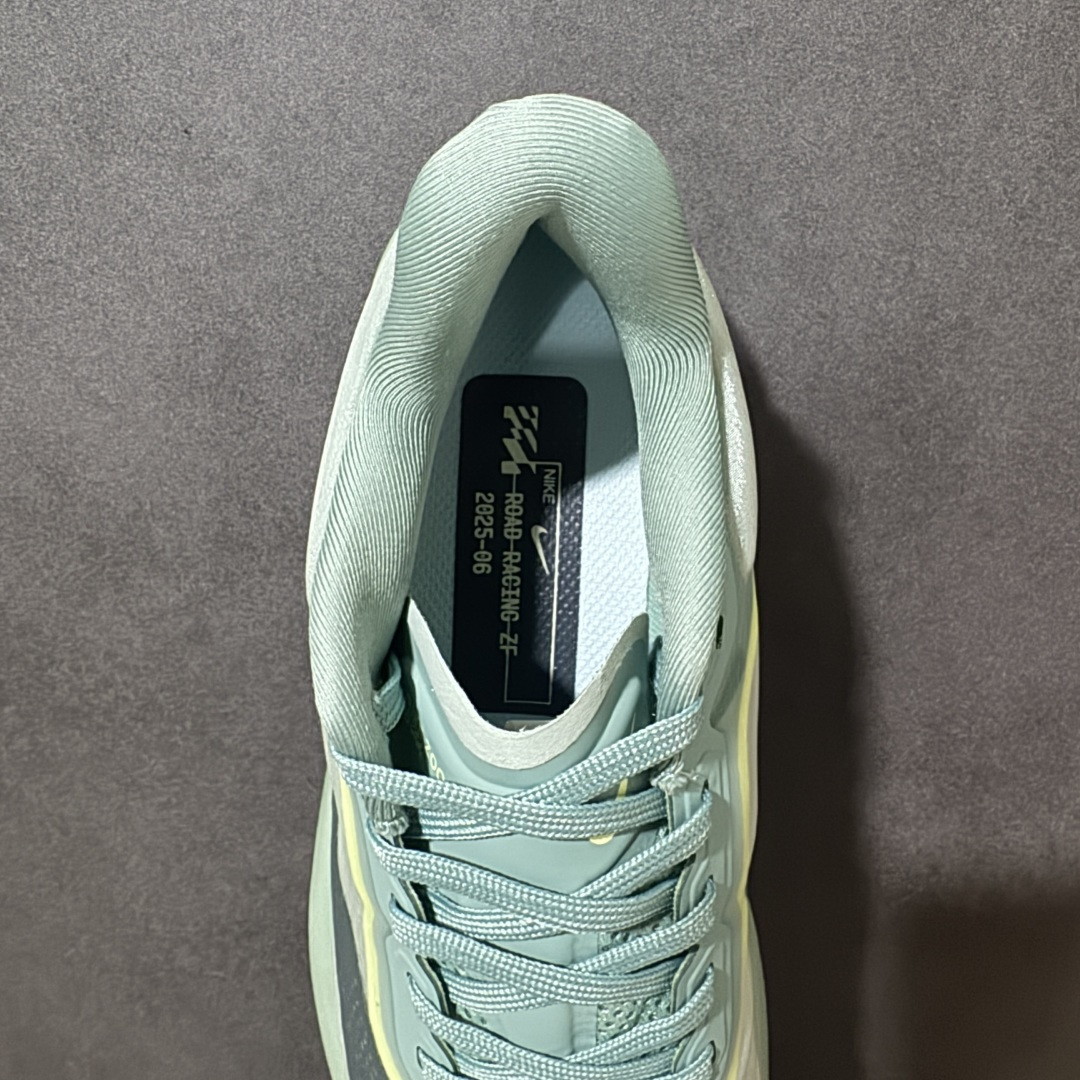 图片[6]-【公司级】Nike ZoomX Invincible Run Flyknit FK6 Zoom Fly 6轻量飞织低帮休闲运动慢跑鞋 此鞋专为长跑运动员而生 是为5至10公里距离的赛事和训练打造研发过程 货号：FN8454-003 尺码：36 36.5 37.5 38 38.5 39 40 40.5 41 42 42.5 43 44 45-选品中心