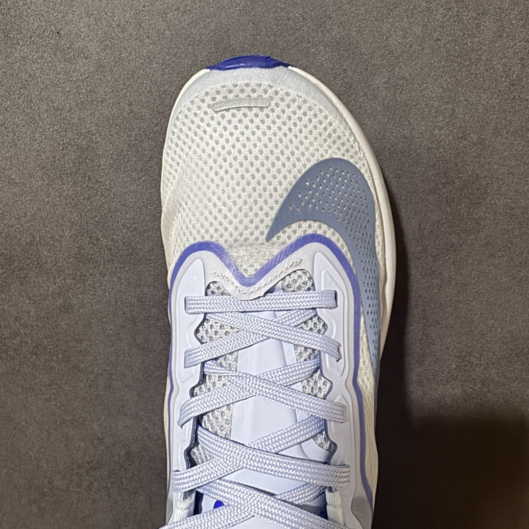 图片[5]-【公司级】Nike ZoomX Invincible Run Flyknit FK6 Zoom Fly 6轻量飞织低帮休闲运动慢跑鞋 此鞋专为长跑运动员而生 是为5至10公里距离的赛事和训练打造研发过程 货号：FN8454-002 尺码：36 36.5 37.5 38 38.5 39 40 40.5 41 42 42.5 43 44 45-选品中心
