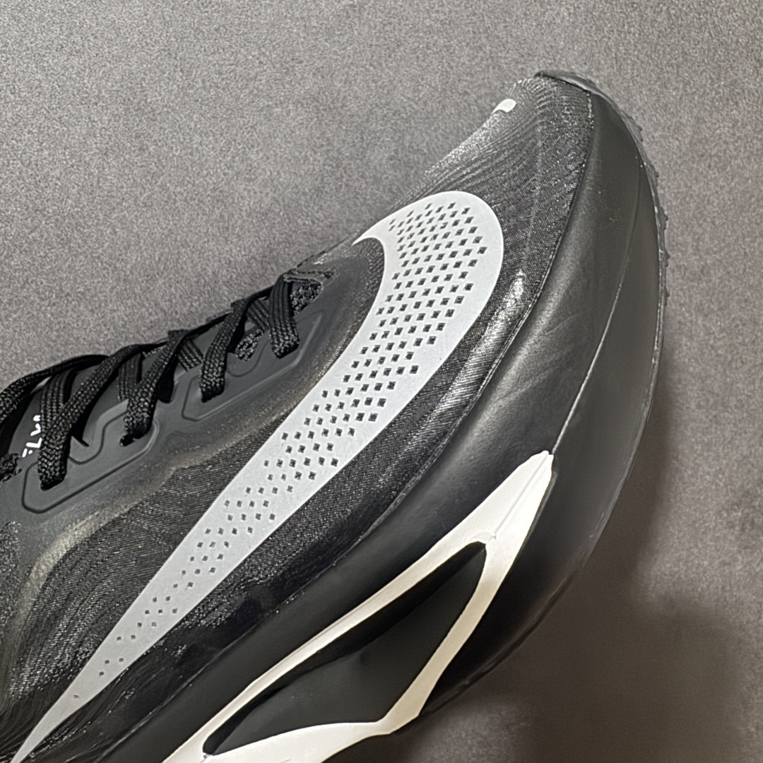 图片[8]-【公司级】Nike ZoomX Invincible Run Flyknit FK6 Zoom Fly 6轻量飞织低帮休闲运动慢跑鞋 此鞋专为长跑运动员而生 是为5至10公里距离的赛事和训练打造研发过程 货号：FN8454-001 尺码：36 36.5 37.5 38 38.5 39 40 40.5 41 42 42.5 43 44 45-选品中心
