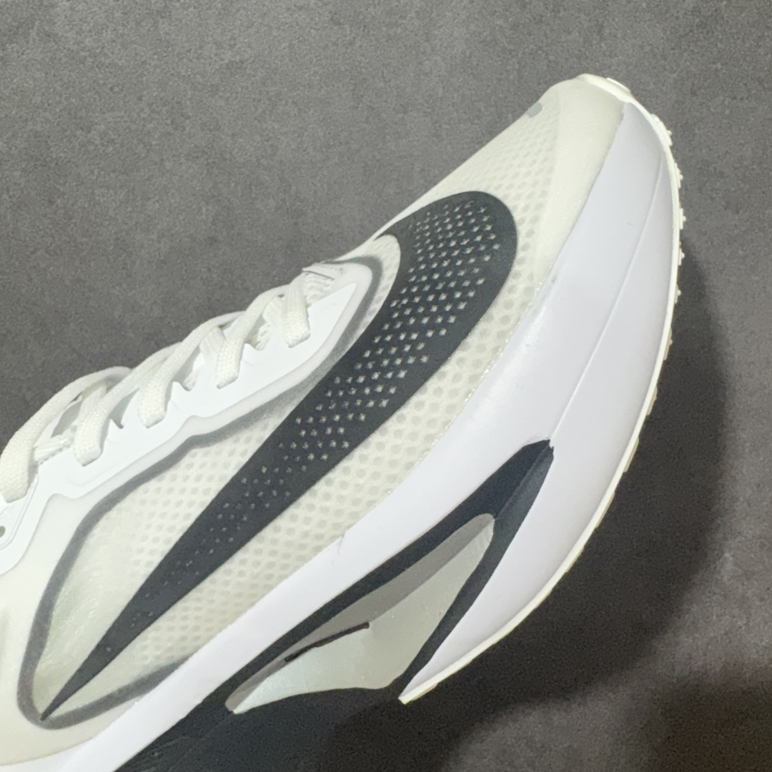 图片[8]-【公司级】Nike ZoomX Invincible Run Flyknit FK6 Zoom Fly 6轻量飞织低帮休闲运动慢跑鞋 此鞋专为长跑运动员而生 是为5至10公里距离的赛事和训练打造研发过程 货号：FN8454 尺码：36 36.5 37.5 38 38.5 39 40 40.5 41 42 42.5 43 44 45-选品中心