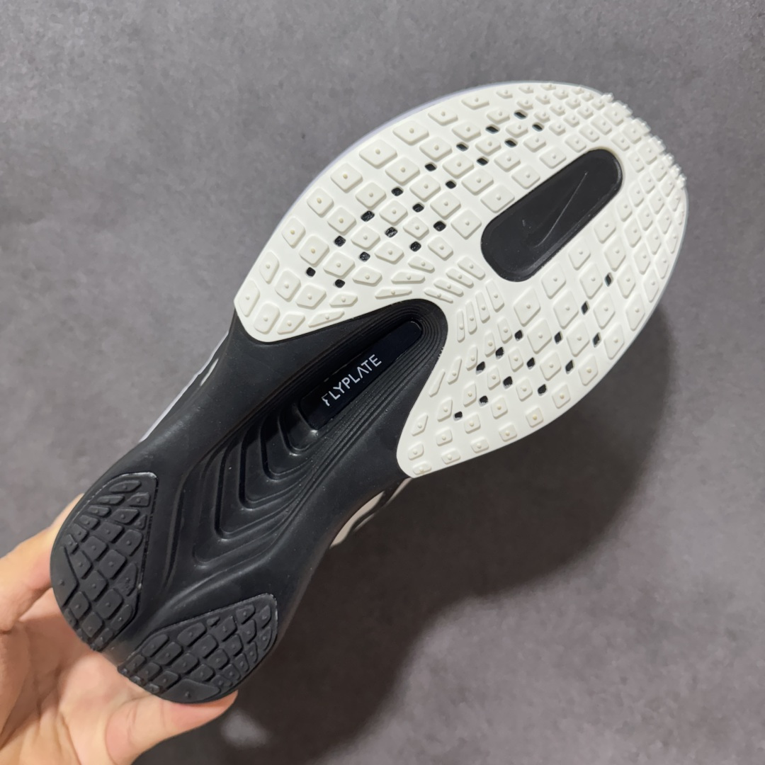 图片[9]-【公司级】Nike ZoomX Invincible Run Flyknit FK6 Zoom Fly 6轻量飞织低帮休闲运动慢跑鞋 此鞋专为长跑运动员而生 是为5至10公里距离的赛事和训练打造研发过程 货号：FN8454 尺码：36 36.5 37.5 38 38.5 39 40 40.5 41 42 42.5 43 44 45-选品中心