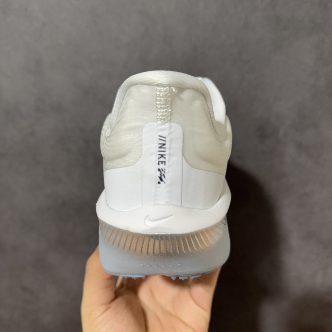 图片[4]-【公司级】Nike ZoomX Invincible Run Flyknit FK6 Zoom Fly 6轻量飞织低帮休闲运动慢跑鞋 此鞋专为长跑运动员而生 是为5至10公里距离的赛事和训练打造研发过程 货号：FN8454-104 尺码：36 36.5 37.5 38 38.5 39 40 40.5 41 42 42.5 43 44 45-选品中心