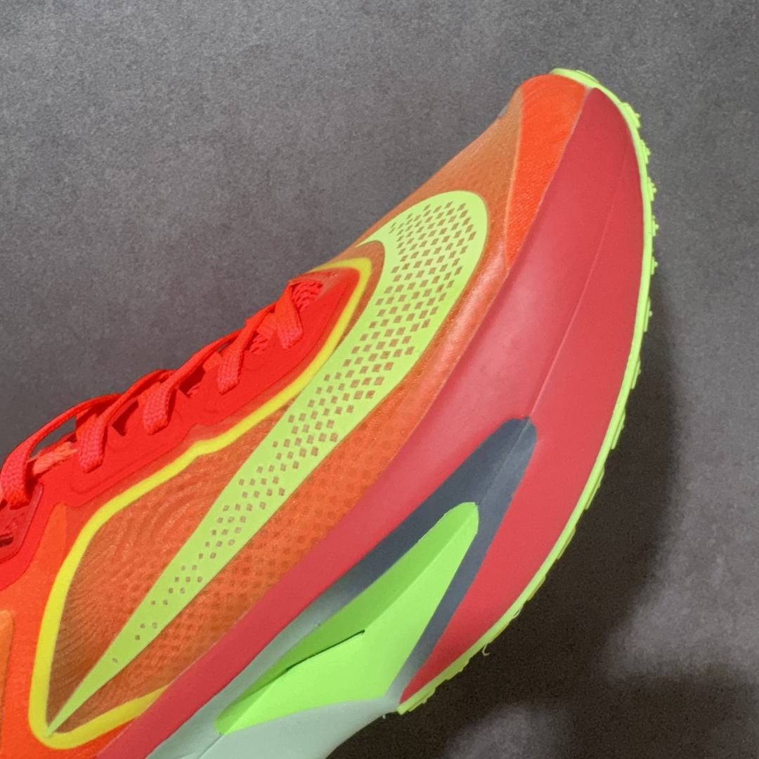 图片[8]-【公司级】Nike ZoomX Invincible Run Flyknit FK6 Zoom Fly 6轻量飞织低帮休闲运动慢跑鞋 此鞋专为长跑运动员而生 是为5至10公里距离的赛事和训练打造研发过程 货号：FN8454-601 尺码：36 36.5 37.5 38 38.5 39 40 40.5 41 42 42.5 43 44 45-选品中心