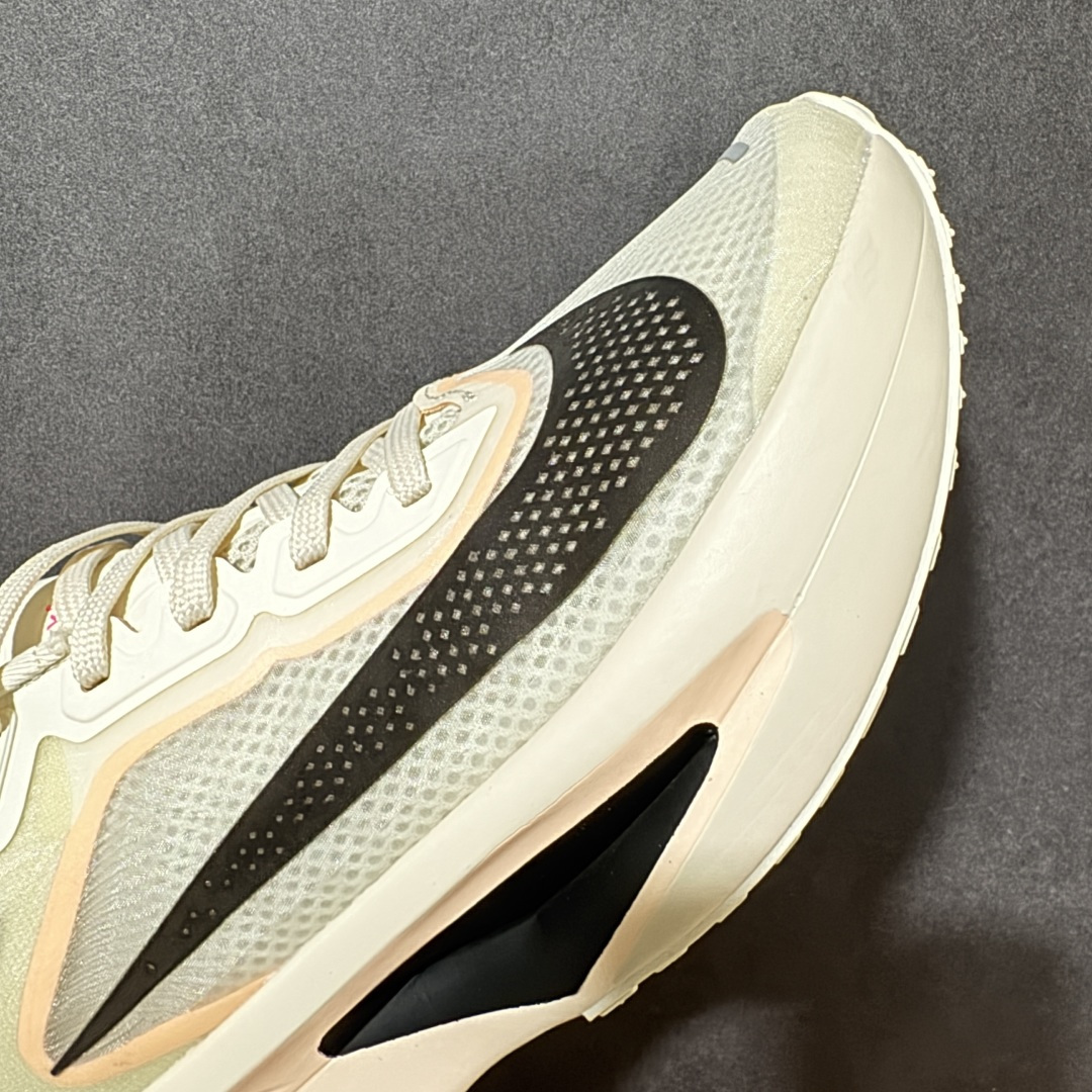 图片[8]-【公司级】Nike ZoomX Invincible Run Flyknit FK6 Zoom Fly 6轻量飞织低帮休闲运动慢跑鞋 此鞋专为长跑运动员而生 是为5至10公里距离的赛事和训练打造研发过程 货号：FN8454 尺码：36 36.5 37.5 38 38.5 39 40 40.5 41 42 42.5 43 44 45-选品中心