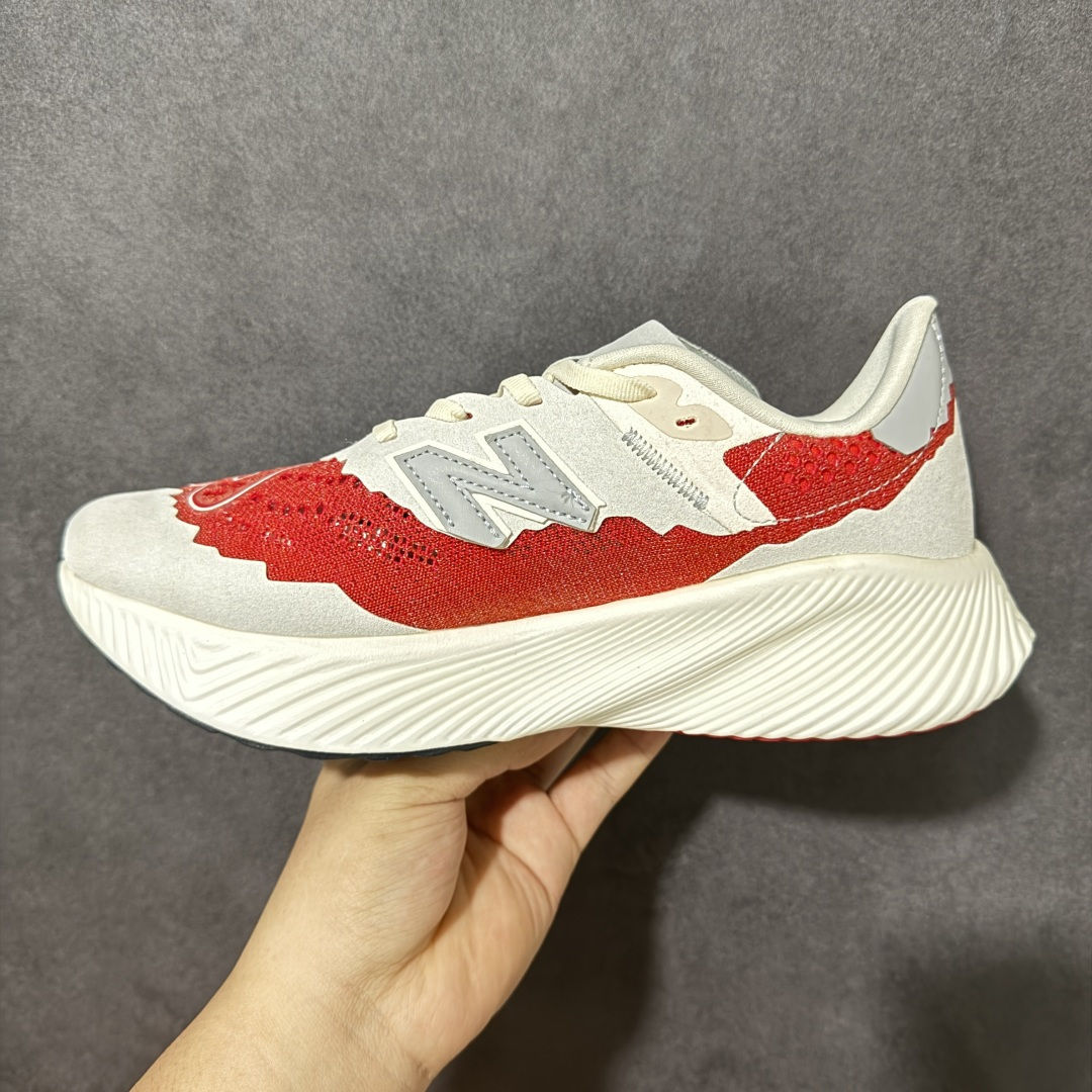 图片[2]-【公司级】STONE ISLAND石头岛 x New Balance New Balance x TDS新百伦联名系列 舒适防滑耐磨 低帮 休闲跑步鞋 升级原楦开发纸版版型 采用长绒翻毛皮革组合网织物鞋面材质 全新4层组合独立私模大底 再度联乘重新演绎美式复古氛围 货号：MSRCELST 尺码：36 37 37.5 38 38.5 39.5 40 40.5 41.5 42 42.5 43 44 45-选品中心