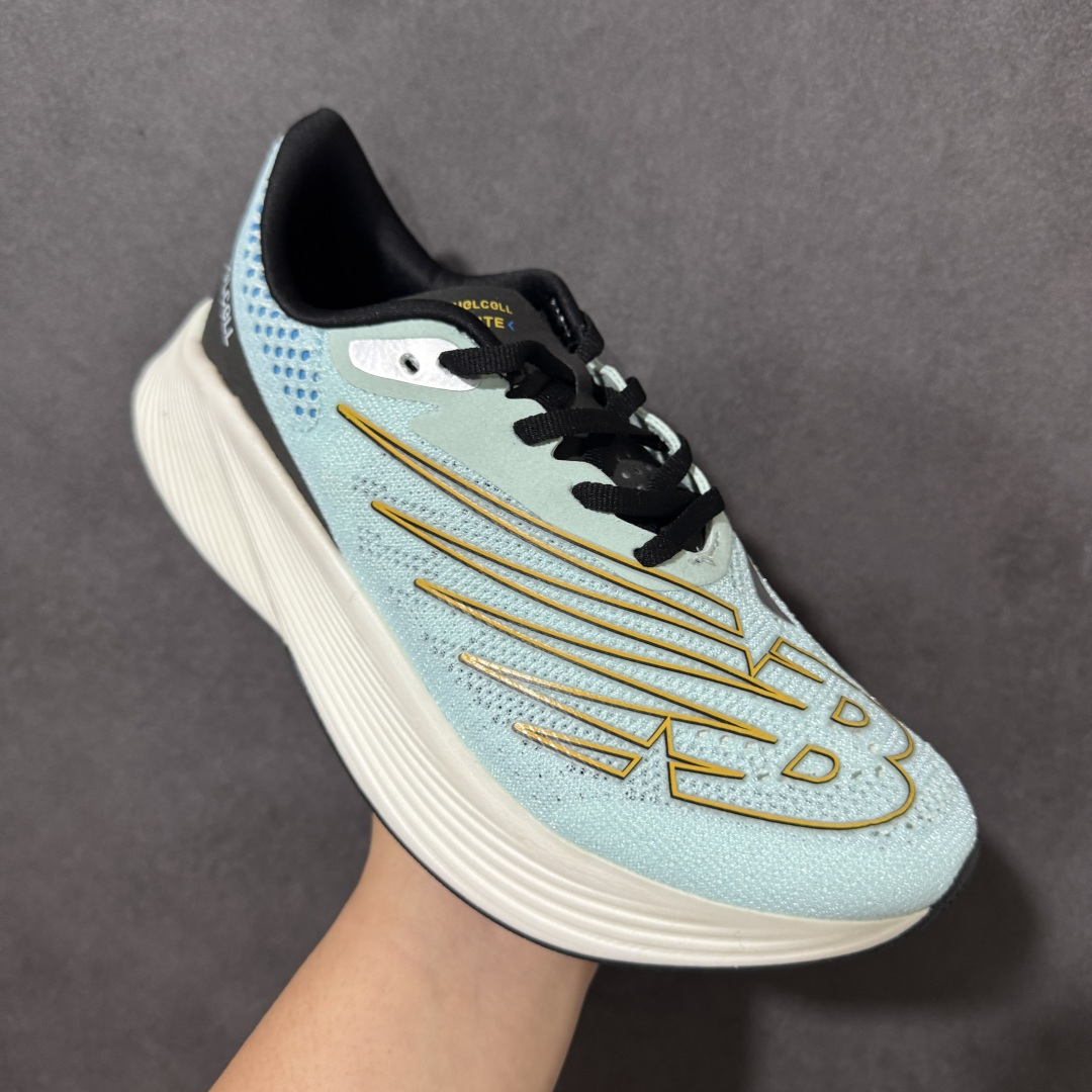 图片[3]-【公司级】STONE ISLAND石头岛 x New Balance New Balance x TDS新百伦联名系列 舒适防滑耐磨 低帮 休闲跑步鞋 升级原楦开发纸版版型 采用长绒翻毛皮革组合网织物鞋面材质 全新4层组合独立私模大底 再度联乘重新演绎美式复古氛围 货号：MRCELSV2 尺码：36 37 37.5 38 38.5 39.5 40 40.5 41.5 42 42.5 43 44 45-选品中心