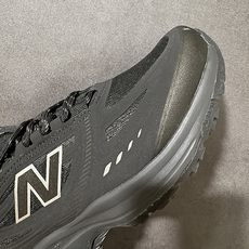 New Balance NB M410 系带减震 低帮跑步鞋搭载减震科技的NBM410跑鞋,配色低调实用 New Balance NB M410 系带减震 低帮跑步鞋搭载减震科技的NBM410跑鞋,配色低调实用
