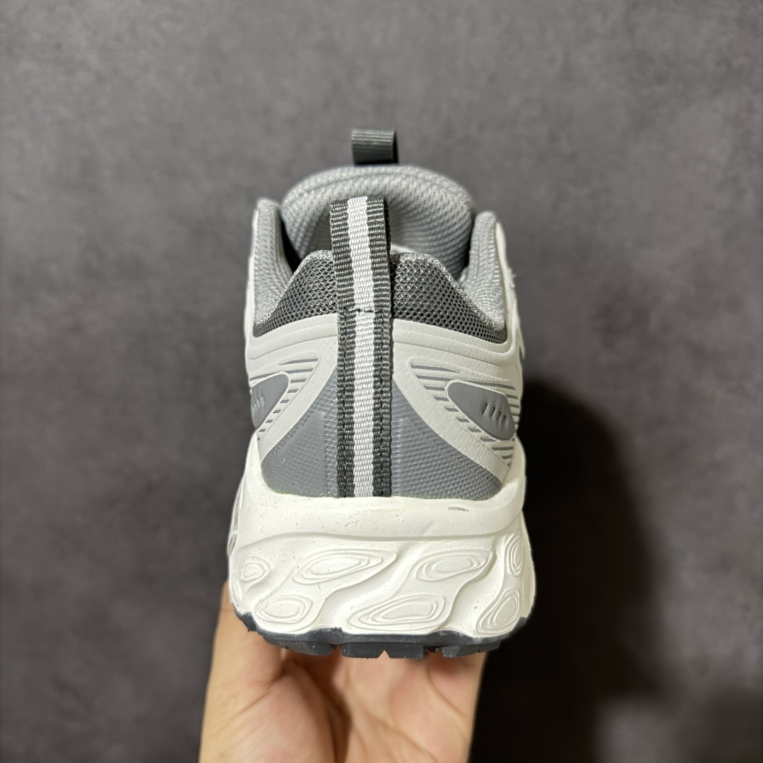 New Balance NB M410 系带减震 低帮跑步鞋搭载减震科技的NBM410跑鞋，配色低调实用