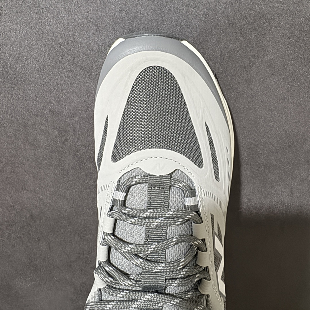 New Balance NB M410 系带减震 低帮跑步鞋搭载减震科技的NBM410跑鞋，配色低调实用