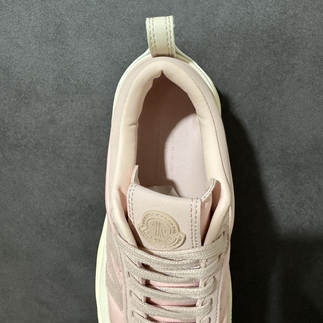 Moncler Altive Mid F046蒙口系列新款休闲运动鞋灵感源自 Moncler 典藏系列，