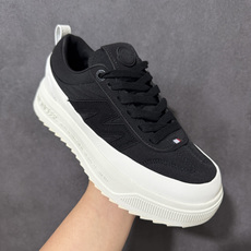 Moncler Altive Mid F046蒙口系列新款休闲运动鞋灵感源自 Moncler 典藏系列, Moncler Altive Mid F046蒙口系列新款休闲运动鞋灵感源自 Moncler 典藏系列,