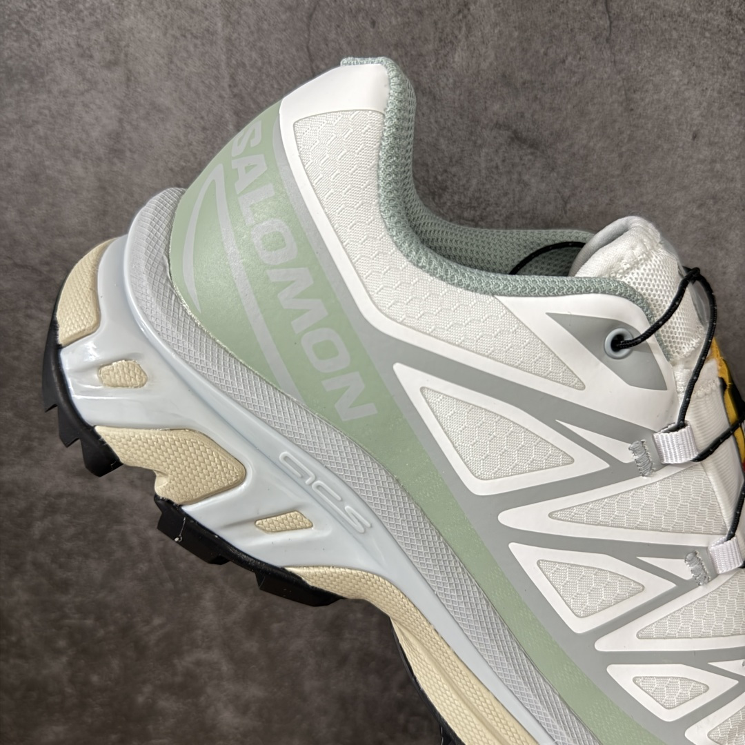 图片[6]-【W1版本】Salomon XT-6 GTX新配色白灰绿 479900 萨洛蒙复古潮流户外机能登山跑鞋 纯原外贸平台特供订单 耗时半年巨作 全套原纸板楦头开发 原厂特供网布配套加持 确保原汁原味 完美呈现版型 原档数据独家私模五层组合大底 原装Ortholite轻量化鞋垫 中底布带钢印编号 原厂TPU锁扣 进口港宝加持 后跟自然饱满 还原公司包裹性 鞋面以“锯齿”状的包裹系统呈现 在基色底之下加入了各种色点缀 将公司的最新技术和时尚前卫的造型融入耐用的长跑款式中 鞋面由 TPU 薄膜制成 并焊接在高耐磨网眼上 使其既时尚又坚固 由 ACS底盘支撑 可增强稳定性和支撑力 以及由橡胶凸耳 Contragrip外底覆盖的 EVA 缓冲中底 旨在应对崎岖的地形 鞋舌上的彩色Salomon 标签、Quicklace 系统以及鞋头、鞋舌和鞋跟上的附加品牌使细节更加完美 让穿着者可以轻松驾驭户外与通勤下的任何运动生活场景 无缝鞋身户外随意纵横 颜值与脚感兼备 出街通勤 绝对非常吸睛 你值得拥有 尺码：36 36.5 37.5 38 38.5 39 40 40.5 41 42 42.5 43 44 44.5 45-选品中心