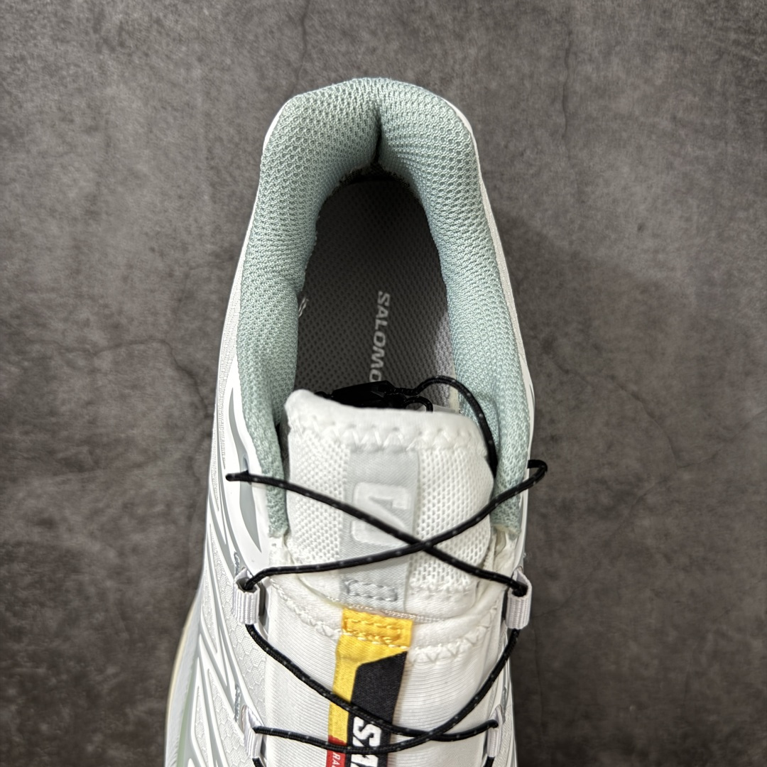 图片[7]-【W1版本】Salomon XT-6 GTX新配色白灰绿 479900 萨洛蒙复古潮流户外机能登山跑鞋 纯原外贸平台特供订单 耗时半年巨作 全套原纸板楦头开发 原厂特供网布配套加持 确保原汁原味 完美呈现版型 原档数据独家私模五层组合大底 原装Ortholite轻量化鞋垫 中底布带钢印编号 原厂TPU锁扣 进口港宝加持 后跟自然饱满 还原公司包裹性 鞋面以“锯齿”状的包裹系统呈现 在基色底之下加入了各种色点缀 将公司的最新技术和时尚前卫的造型融入耐用的长跑款式中 鞋面由 TPU 薄膜制成 并焊接在高耐磨网眼上 使其既时尚又坚固 由 ACS底盘支撑 可增强稳定性和支撑力 以及由橡胶凸耳 Contragrip外底覆盖的 EVA 缓冲中底 旨在应对崎岖的地形 鞋舌上的彩色Salomon 标签、Quicklace 系统以及鞋头、鞋舌和鞋跟上的附加品牌使细节更加完美 让穿着者可以轻松驾驭户外与通勤下的任何运动生活场景 无缝鞋身户外随意纵横 颜值与脚感兼备 出街通勤 绝对非常吸睛 你值得拥有 尺码：36 36.5 37.5 38 38.5 39 40 40.5 41 42 42.5 43 44 44.5 45-选品中心