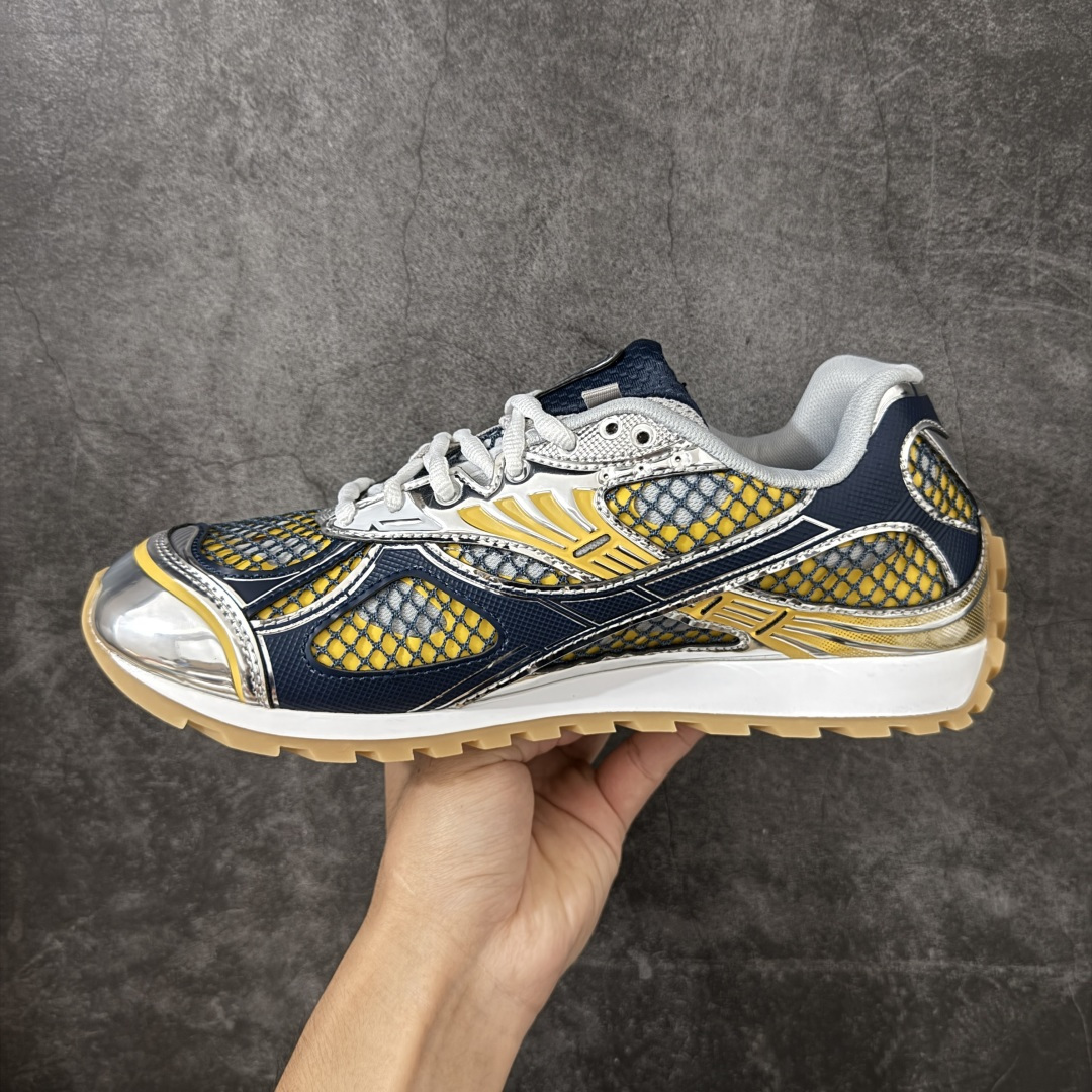 图片[2]-【纯原S版】BOTTEGA VENETA Orbit Runner BV葆蝶家时尚休闲王一博同款老爹鞋运动鞋 原版开发 一比一打造 相似度百分之99以上 市场一梯队级别品质 区别市场任何标文顶级品质版本 采用轻质科技网布面料 搭配几何图案设计橡胶外底 王炸系列 高版本 认准套包工艺 实际增高很多哦 还是一样显腿细非常nice 耐玩耐造 对标对版 套包鞋工艺 认准高版本 大底选用拼色TPU大底 配置原版包装 尺码：36 37 38 39 40 41 42 43 44 45 46 47-选品中心