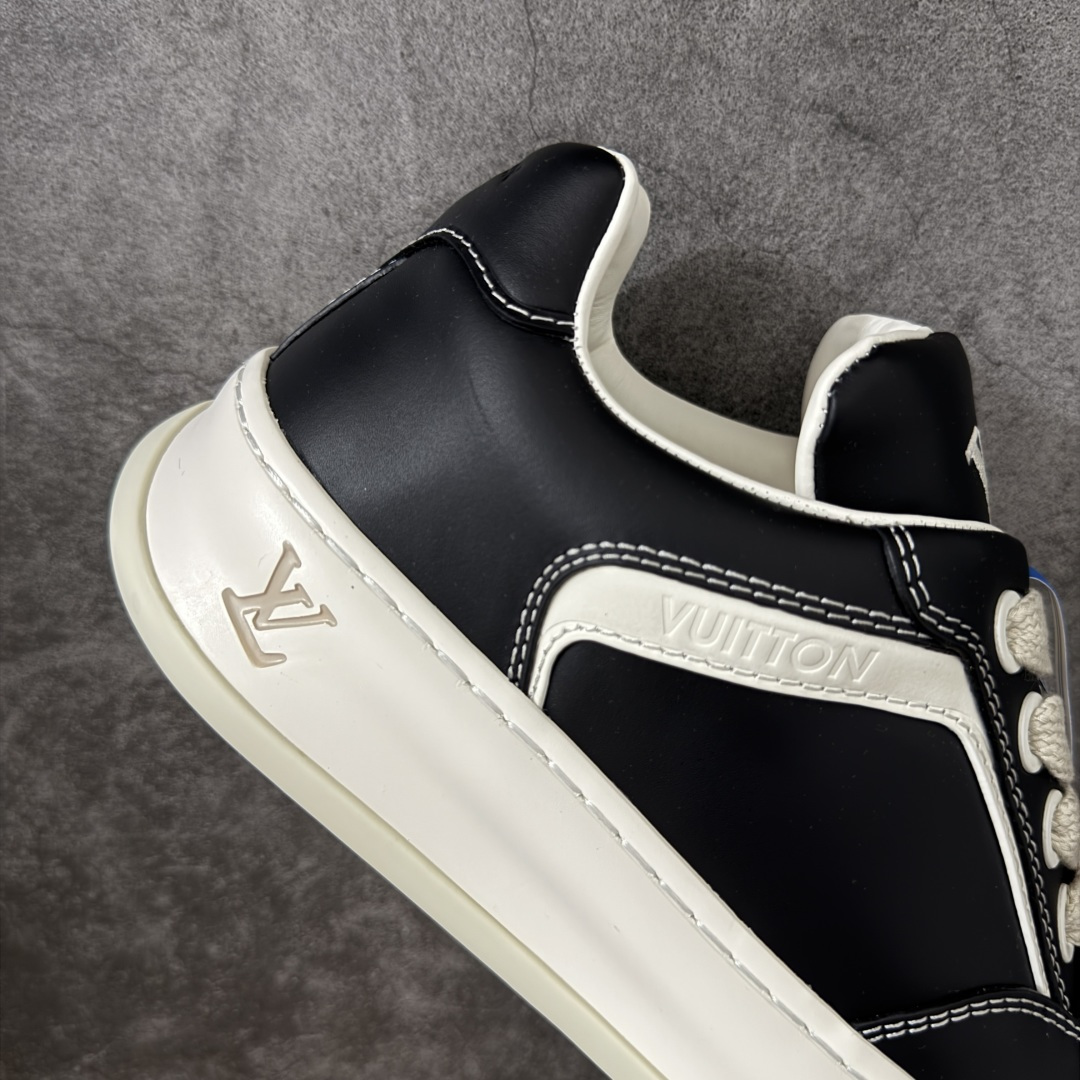 图片[7]-【专柜版/海淘代购】 LV 路易威登LOUIS VUITTON Tilted Low Sneakers 倾斜系列低帮复古休闲运动文化百搭板鞋 2026早春款板鞋 饼干鞋 市场最顶天花板 礼盒包装 正确细节 原鞋原材料1：1打造 完美版型做工 欢迎对比市场任何品质的货品 广东原产 升级原楦型开发纸版 包装说明书防尘布袋物件(附送官方快递加固牛皮纸外盒!!)#采用Monogram 丹宁布鞋面材质#鞋垫嵌入软脚感EVA物料#后跟耐弯折滴塑支撑片#全新开发TPR光泽组合隔色鞋底❗ 尺码：39 40 41 42 43 44 45 46-选品中心