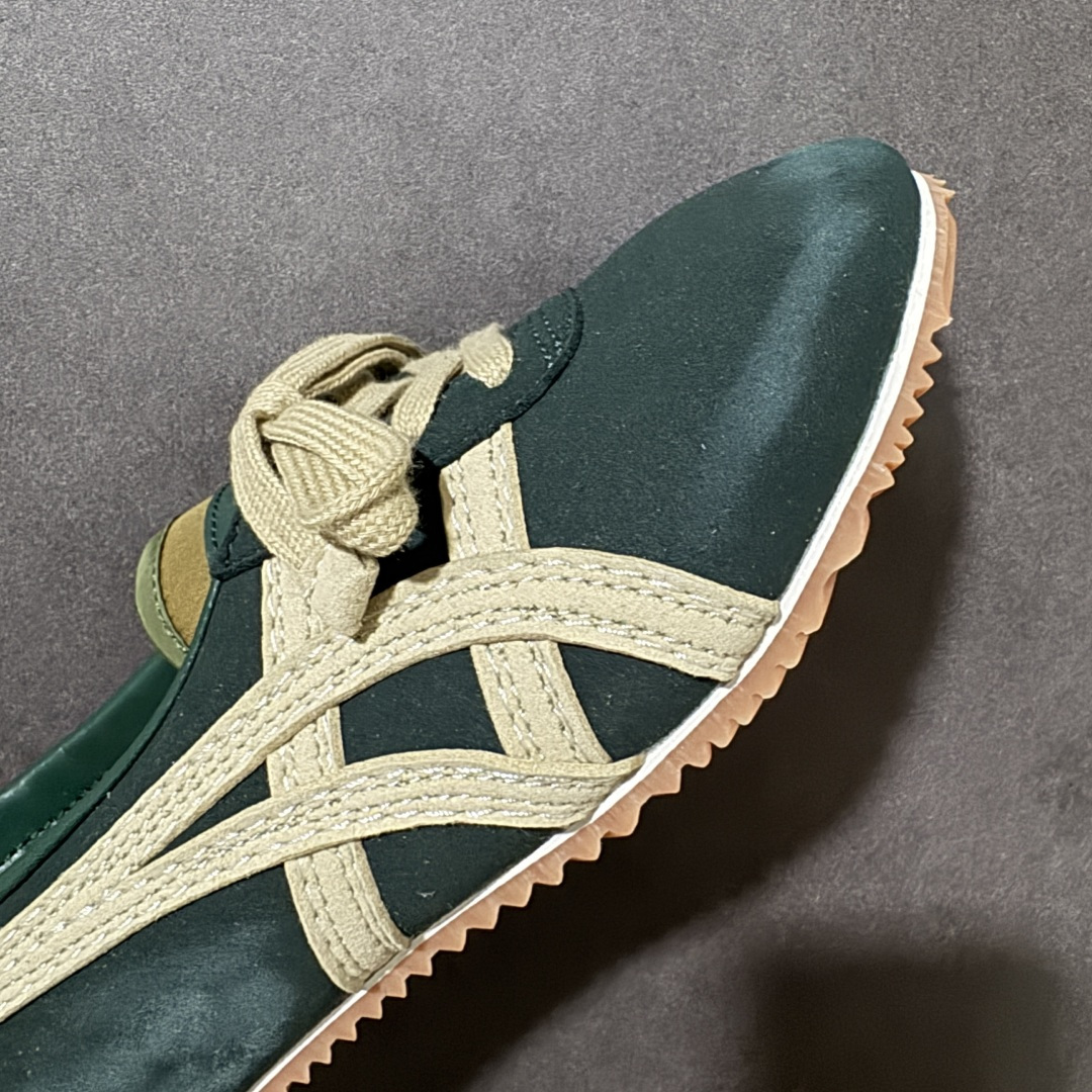 图片[8]-【公司级】Versace x Onitsuka Tiger 鬼冢虎 范思哲 联名款 Tai-ChiSakura 牛皮革绒面革 麂皮系带平底 低帮休闲鞋 经典美学与鬼塚虎的运动创新精神的融合 联名旨在致敬两位品牌创始人将艺术与功能结合的理念 通过范思哲标志性的奢华印花与Onitsuka Tiger的经典鞋型Tai-Chi相结合 创造出独特的牛皮革与绒面革鞋款 此次合作不仅是对双方品牌历史的纪念 更是一次将高级时尚与休闲运动风格无缝连接的成功尝试 货号： 1024594 1A17741 2GR2J 尺码：36-45带半码-选品中心