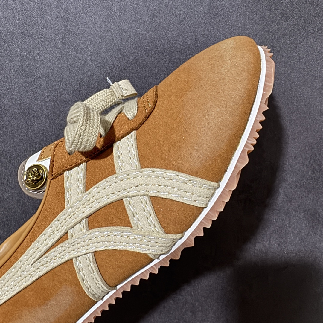 图片[8]-【公司级】Versace x Onitsuka Tiger 鬼冢虎 范思哲 联名款 Tai-ChiSakura 牛皮革绒面革 麂皮系带平底 低帮休闲鞋 经典美学与鬼塚虎的运动创新精神的融合 联名旨在致敬两位品牌创始人将艺术与功能结合的理念 通过范思哲标志性的奢华印花与Onitsuka Tiger的经典鞋型Tai-Chi相结合 创造出独特的牛皮革与绒面革鞋款 此次合作不仅是对双方品牌历史的纪念 更是一次将高级时尚与休闲运动风格无缝连接的成功尝试 货号： 1025116 1A17741 2NM5J 尺码：36-45带半码-选品中心