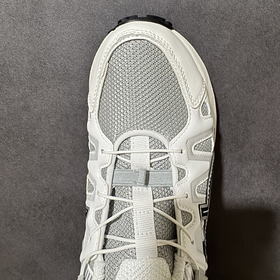 图片[5]-【公司级】Asics 亚瑟士GEL-SONOMA FE 运动舒适Y2K复古 耐磨透气 休闲越野城市通勤 低帮跑步鞋 Y2K赛道持续对未来世界的无限想象和探索 – 外观设计：科技革面料与网纱拼接，大网眼网纱增加透气效果，鞋型设计简约，兼具时尚感与功能性。 – 防滑性：鞋底的多向凸耳以及独特纹路设计，提供了良好的抓地力，在各种地形上都能有效防滑，确保行走和跑步时的安全。 货号：1011B999-022 尺码：36 37 37.5 38 39 39.5 40 40.5 41.5 42 42.5 43.5 44 45-选品中心