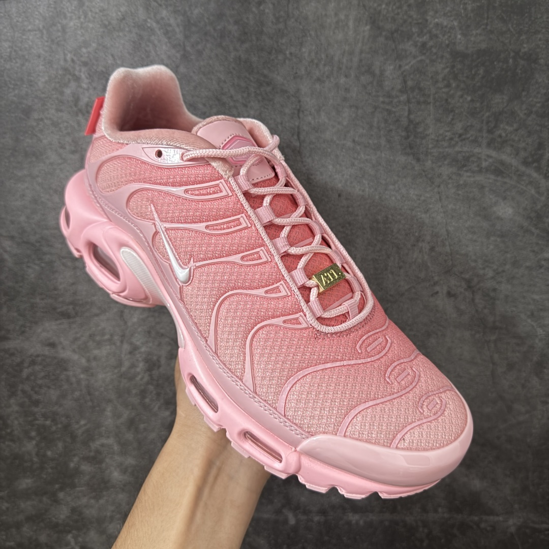图片[3]-【Max纯原版】Nike Air Max Plus TN气垫系列跑鞋 全新一比一高端版本 真正的市场T1品质 更多配色陆续出货 真正的用心研发 一点一点抠出来的 品质 品控细节 随便闭眼对比市场任何版本 全套原纸板楦头开发 完美呈现版型 工艺流程均与原鞋保持一致 Turned Air 中底缓震技术 鞋面弧度与大底弧度一致 鞋头正确TPU材质 鞋面高频TPU材质1.0厚度 原鞋一致层次感 超越公司货的品控标准 多道QC质检 货号：DH0155-600 尺码：36 36.5 37.5 38 38.5 39 40 40.5 41 42 42.5 43 44 44.5 45 46-选品中心
