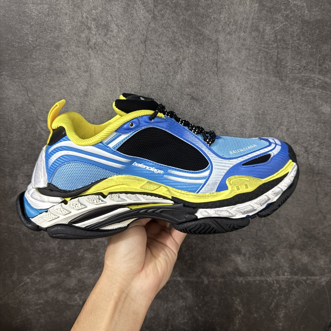 【ok纯原】Balenciaga巴黎世家24代 Triple S .2 低帮 老爹鞋 市场老牌巴黎世家大厂出品 品质价格无需多言 原鞋原材料打造 一比一细节还原 此款相对之前款式轻质很多 超厚鞋底增高4-5cm 高街风格 货号：865849WTR2G1800 尺码：36-46-选品中心