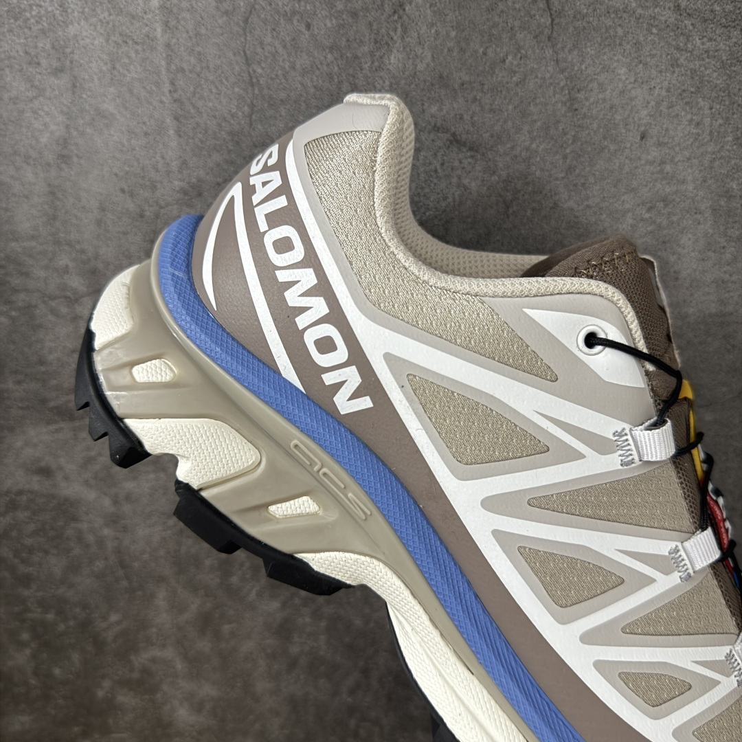 图片[7]-【纯原W1版本】Salomon XT-6 Goodbai 新配色灰蓝 477391 萨洛蒙复古潮流户外机能登山跑鞋 纯原外贸平台特供订单 耗时半年巨作 全套原纸板楦头开发 原厂特供网布配套加持 确保原汁原味 完美呈现版型 原档数据独家私模五层组合大底 原装Ortholite轻量化鞋垫 中底布带钢印编号 原厂TPU锁扣 进口港宝加持 后跟自然饱满 还原公司包裹性 鞋面以“锯齿”状的包裹系统呈现 在基色底之下加入了各种色点缀 将公司的最新技术和时尚前卫的造型融入耐用的长跑款式中 鞋面由 TPU 薄膜制成 并焊接在高耐磨网眼上 使其既时尚又坚固 由 ACS底盘支撑 可增强稳定性和支撑力 以及由橡胶凸耳 Contragrip外底覆盖的 EVA 缓冲中底 旨在应对崎岖的地形 鞋舌上的彩色Salomon 标签、Quicklace 系统以及鞋头、鞋舌和鞋跟上的附加品牌使细节更加完美 让穿着者可以轻松驾驭户外与通勤下的任何运动生活场景 无缝鞋身户外随意纵横 颜值与脚感兼备 出街通勤 绝对非常吸睛 你值得拥有 尺码：36 36.5 37.5 38 38.5 39 40 40.5 41 42 42.5 43 44 44.5 45-选品中心
