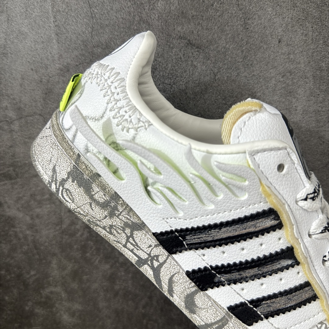 图片[7]-【公司级】Hellstar x Adidas Originals Superstar贝壳头系列 阿迪达斯 三叶草低帮经典百搭休闲运动板鞋 融合了两个经典品牌的传奇基因 合作源于挪威专业航海与户外服装品牌Helly Hansen 与Adidas Originals的创意碰撞 联名旨在将Helly Hansen专业的功能性设计与Adidas经典的运动时尚风格结合 为Superstar这一标志性鞋款注入航海元素与户外精神 这不仅是时尚的跨界 更是对两个品牌在各自领域追求卓越 勇于探索理念的致敬 货号： KI5305 尺码： 36-45没半码-选品中心