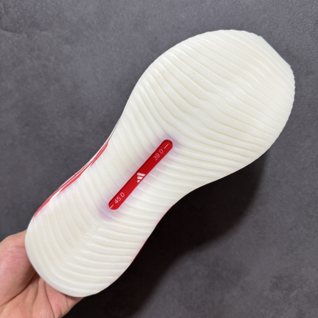 图片[9]-【公司级】Adidas Hyperboost EDGE 阿迪达斯 耐磨缓震 Boost 爆米花 休闲运动跑鞋 新缓震科技！替代 BOOST 的阿迪新鞋来了！齐达内上脚！这双鞋正是搭载这项新科技的 adidas HYPERBOOST Edge，中底上带有「HYPERBOOST PRO」字样，后跟则呈现了鞋款名称。这双鞋拥有相当厚实的 HYPERBOOST PRO 中底，结合全新的设计语言，让整体看起来颇具视觉冲击力。鞋面由织物和热熔 TPU 材质组合而成。鞋身简约的采用双色呈现，标志性的三道杠从外底一直延伸到中底侧面，设计师巧妙的运用色块和线条就展示了十足的动感效果。 货号： KI1913 尺码：36 37⅓ 38 39⅓ 40 41⅓ 42 43⅓ 44 45 46-选品中心