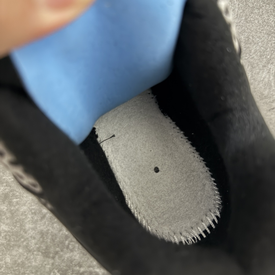 图片[8]-【小绿x/EM纯原】外贸超人气顶流单品 纯原版 Palace x NK Air Max 95 联名款低帮休闲运动鞋黑银 IQ7708-095 重金原鞋购入 独家私模 原版定制五金辅料 外贸平台充Z 高端零售专供品质 尺码：36 37.5 38 38.5 39 40 40.5 41 42 42.5 43 44 44.5 45 46 47.5 48.5 49.5-选品中心