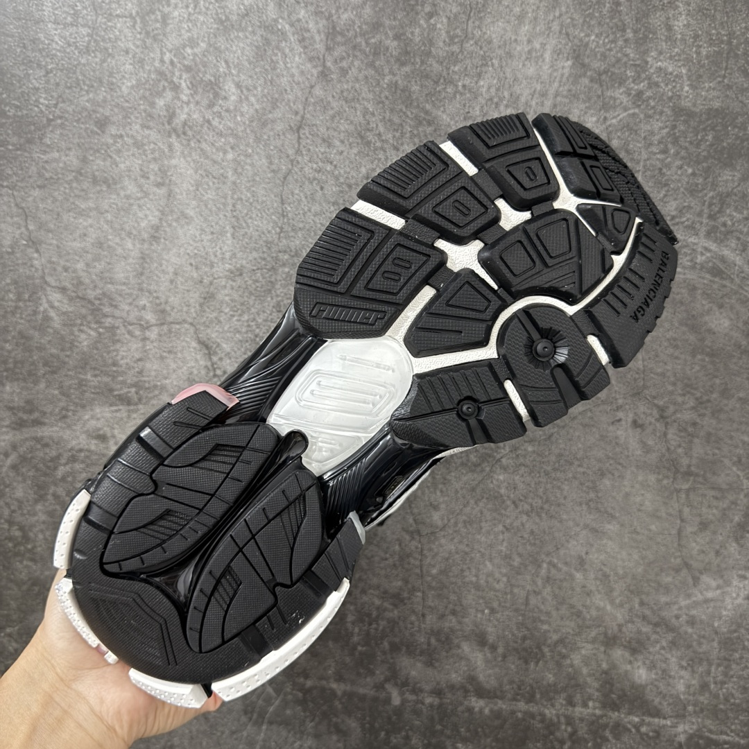 图片[9]-【OK版本】巴黎世家 七代半灯鞋Balenciaga 巴黎7.5巴黎世家 最新配色潮流复古休闲鞋 独家采用大容量锂电，反复按压10万次不会坏， 1.锂电池：3.7V 602040 450毫安时 1.65瓦时 2. 驱动IC：11种模式的开/关切换 通过溢胶、做旧、缝线等细节， 展示了设计师 Demna 的运动鞋风格， 用一双「旧鞋」传递复古感，后侧板、 翘起的鞋头，则展示了 Demna 在结构上的未来构想； 原装大盒从里到外一切百分百还原官方配置 顶级专供碾压一切版本 尺码：35-46-选品中心