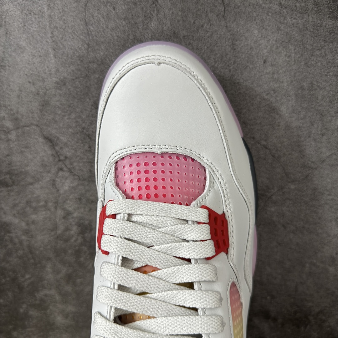 图片[5]-【原厂版】Jordan Air Jordan 4 Retro Comic 舒适贴合 支撑 复古篮球鞋 男款 AJ4白黑粉 货号JA1135-100 全新升级改良 原鞋原楦原纸板同源开发 完美呈现乔4的版型 内侧正确双色网格 还原细节 原厂皮料 正确气垫颜色 正确网格工艺 正确拉帮工艺 全鞋原装材料制作 原档案原模具打造 支持全方位与正品对比 尺码：40-47.5-选品中心