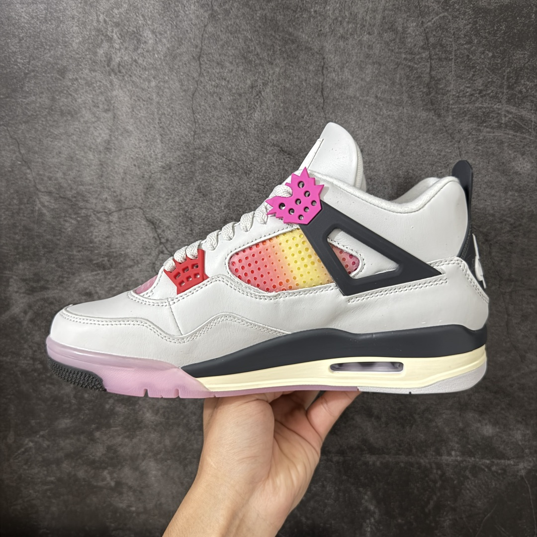 图片[2]-【原厂版】Jordan Air Jordan 4 Retro Comic 舒适贴合 支撑 复古篮球鞋 男款 AJ4白黑粉 货号JA1135-100 全新升级改良 原鞋原楦原纸板同源开发 完美呈现乔4的版型 内侧正确双色网格 还原细节 原厂皮料 正确气垫颜色 正确网格工艺 正确拉帮工艺 全鞋原装材料制作 原档案原模具打造 支持全方位与正品对比 尺码：40-47.5-选品中心