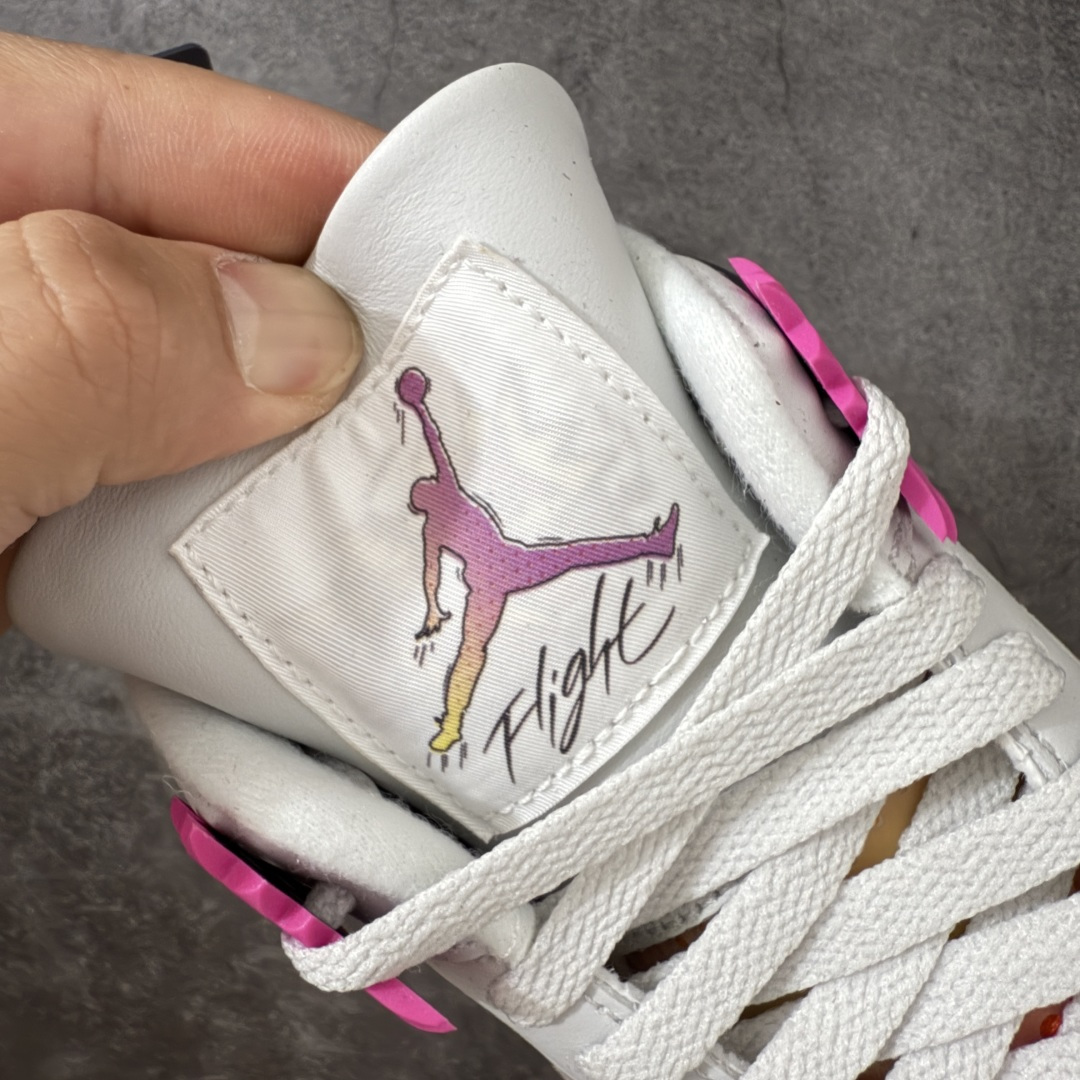 图片[6]-【原厂版】Jordan Air Jordan 4 Retro Comic 舒适贴合 支撑 复古篮球鞋 男款 AJ4白黑粉 货号JA1135-100 全新升级改良 原鞋原楦原纸板同源开发 完美呈现乔4的版型 内侧正确双色网格 还原细节 原厂皮料 正确气垫颜色 正确网格工艺 正确拉帮工艺 全鞋原装材料制作 原档案原模具打造 支持全方位与正品对比 尺码：40-47.5-选品中心