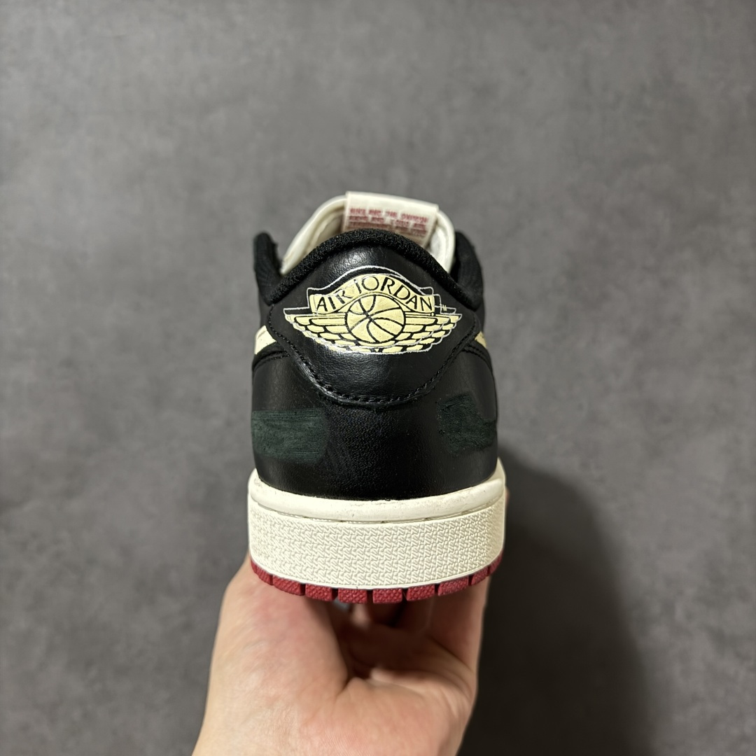 图片[4]-【公司级】Nike Air Jordan 1 Retro Low OG 耐克 AJ1乔1低帮休闲板鞋 同步官方配色 升级原楦原档案数据开发纸版楦型 采用同源纳帕头层皮革鞋面材质 全新底模完美品相清洁度及喷漆效果 货号：IB8958-001 尺码：36 36.5 37.5 38 38.5 39 40 40.5 41 42 42.5 43 44 45 46 47-选品中心