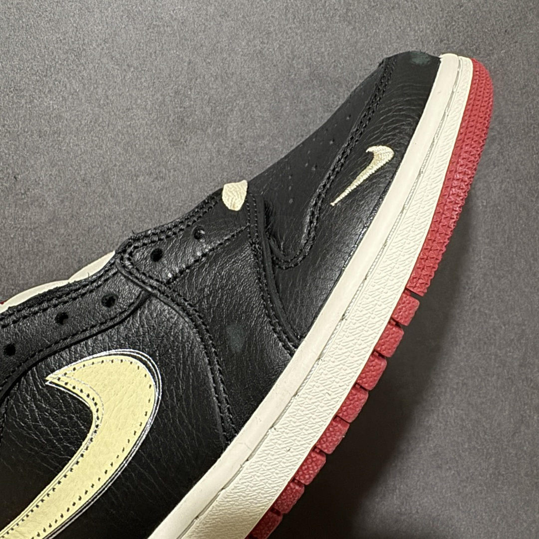 图片[5]-【公司级】Nike Air Jordan 1 Retro Low OG 耐克 AJ1乔1低帮休闲板鞋 同步官方配色 升级原楦原档案数据开发纸版楦型 采用同源纳帕头层皮革鞋面材质 全新底模完美品相清洁度及喷漆效果 货号：IB8958-001 尺码：36 36.5 37.5 38 38.5 39 40 40.5 41 42 42.5 43 44 45 46 47-选品中心