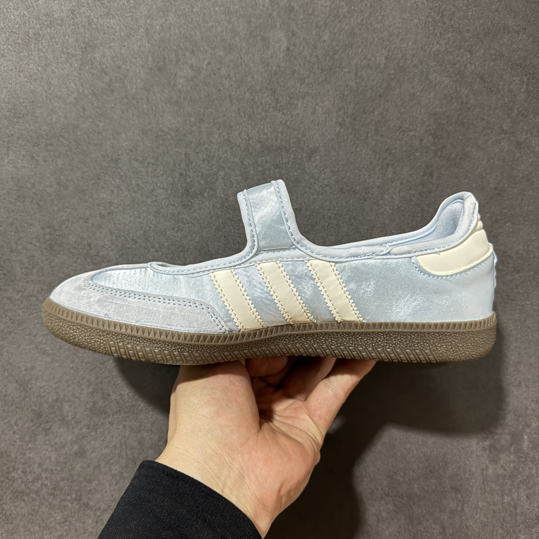 图片[2]-特价【公司级】Adidas Samba Janes阿迪达斯玛丽珍款玫瑰金板鞋懒人一脚蹬运动鞋 Adidas Samba Janes采用皮革材质，Adidas Samba Janes的设计融合了经典与现代元素。它采用了玛丽珍鞋的特色设计，如鞋面上的扣带和环扣装饰，同时保留了Samba鞋的经典三道杠设计和橡胶大底。这款鞋的鞋型修长，中足偏窄，整体贴合感强，适合标准脚型和宽脚型的人群‌ 货号： IH9206 HI6485 尺码：36 36.5 37 38 38.5 39 40 40.5 41 42-选品中心