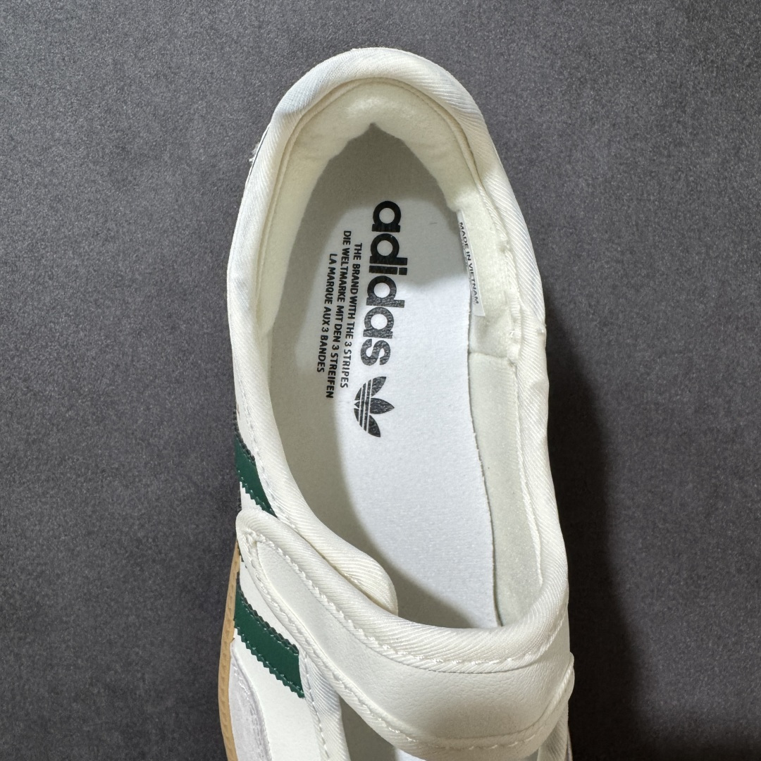 图片[7]-特价【公司级】Adidas Samba Janes阿迪达斯玛丽珍款玫瑰金板鞋懒人一脚蹬运动鞋 Adidas Samba Janes采用皮革材质，Adidas Samba Janes的设计融合了经典与现代元素。它采用了玛丽珍鞋的特色设计，如鞋面上的扣带和环扣装饰，同时保留了Samba鞋的经典三道杠设计和橡胶大底。这款鞋的鞋型修长，中足偏窄，整体贴合感强，适合标准脚型和宽脚型的人群‌ 货号： IH9206 HI6485 尺码：36 36.5 37 38 38.5 39 40 40.5 41 42-选品中心