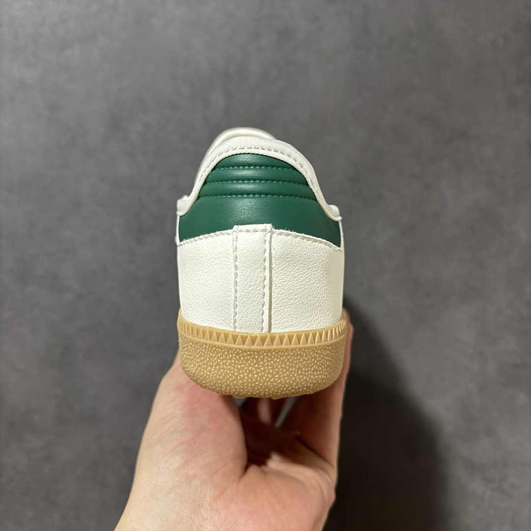 图片[4]-特价【公司级】Adidas Samba Janes阿迪达斯玛丽珍款玫瑰金板鞋懒人一脚蹬运动鞋 Adidas Samba Janes采用皮革材质，Adidas Samba Janes的设计融合了经典与现代元素。它采用了玛丽珍鞋的特色设计，如鞋面上的扣带和环扣装饰，同时保留了Samba鞋的经典三道杠设计和橡胶大底。这款鞋的鞋型修长，中足偏窄，整体贴合感强，适合标准脚型和宽脚型的人群‌ 货号： IH9206 HI6485 尺码：36 36.5 37 38 38.5 39 40 40.5 41 42-选品中心