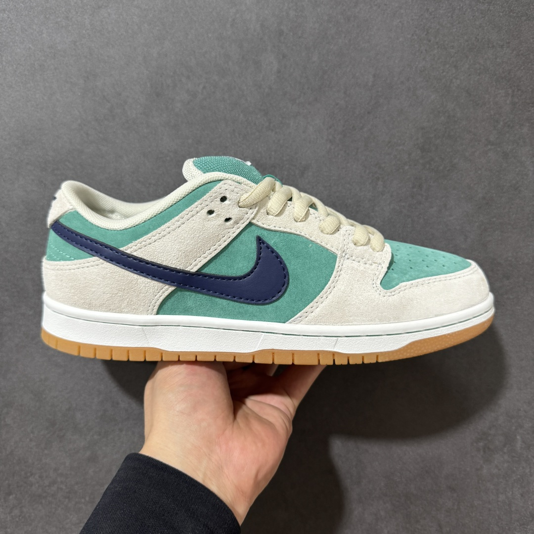 【公司级】NIKE DUNK LOW 扣篮系列 耐克 复古低帮休闲运动滑板板鞋 采用脚感柔软舒适ZoomAir气垫 有效吸收滑板等极限运动在落地时带来的冲击力 为街头运动者们提供更好的保护 货号：HQ1625-300 尺码：36 36.5 37.5 38 38.5 39 40 40.5 41 42 42.5 43 44 45 46-选品中心